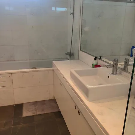 Δωμάτια σε οικογενειακή κατοικία 理想方向